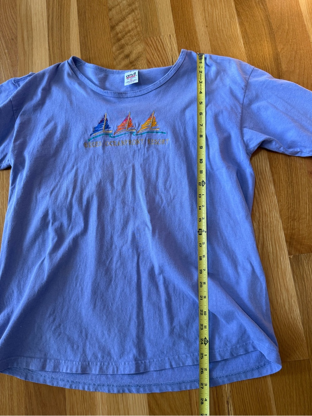 Anvil | Purple Rege's Oceanfront Resort Tee | Size XL - Picture 6 of 7